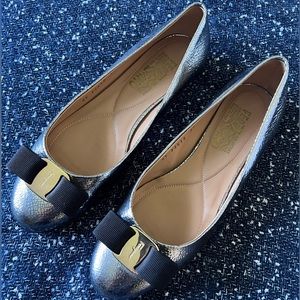 SALVATORE FERRAGAMO Flats size 38